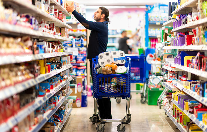 Продуктовая корзина подорожала почти на 4% с начала года