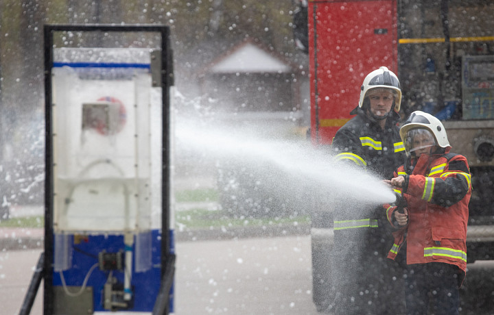 Тульские спасатели потушили два пожара в регионе за сутки