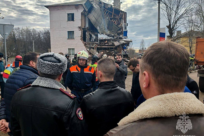 Опубликованы фото с места взрыва бытового газа в Куркино Тульской области