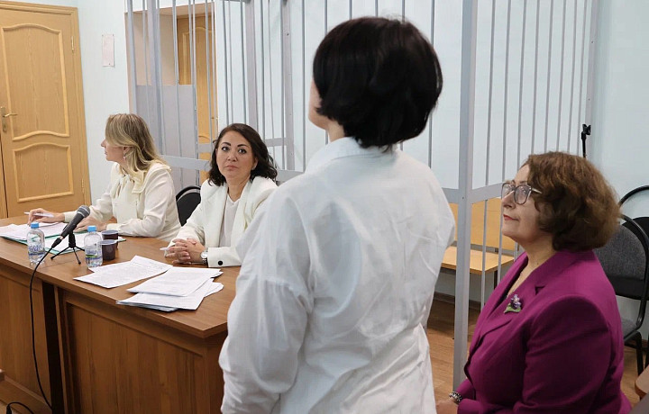 Суд восстановил в родительских правах и вернул детей жительнице Киреевска