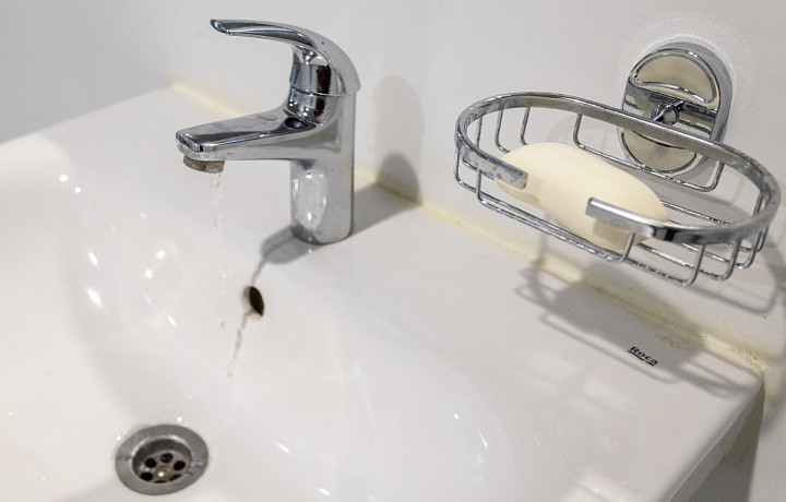 Жилые дома, два детских сада, школа искусств и кардиоцентр останутся без воды 22 января