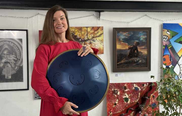 Космические снаружи, издающие лечебные звуки изнутри: глюкофон и рав васт – почему их звучание снижает стресс