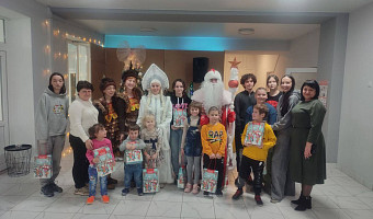 Туляки организовали новогодний праздник для юных жителей Горловки