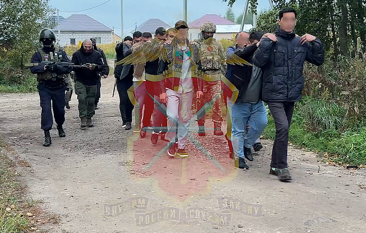 Под Тулой силовики проверили цыганское поселение: 23 человек отправили в военкомат