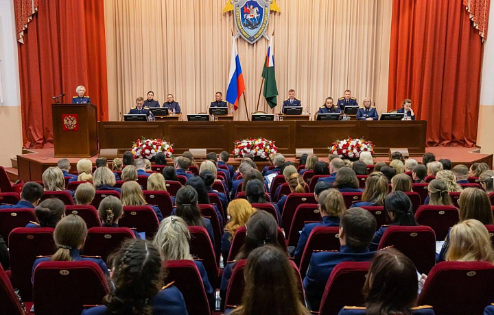 Сотрудников СК призвали оперативнее реагировать на жалобы жителей