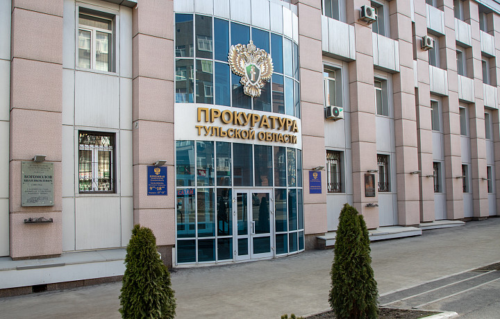 Туляк незаконно оборудовал автосервис на участке под строительство