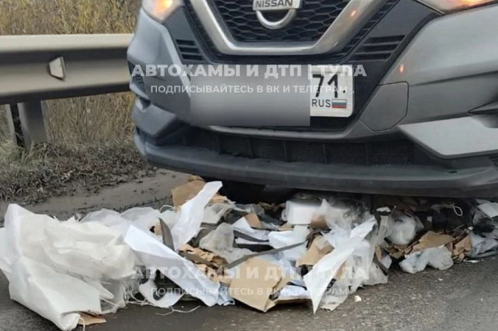 Массовое ДТП на Калужском шоссе в Туле могло произойти из-за мешка с мусором