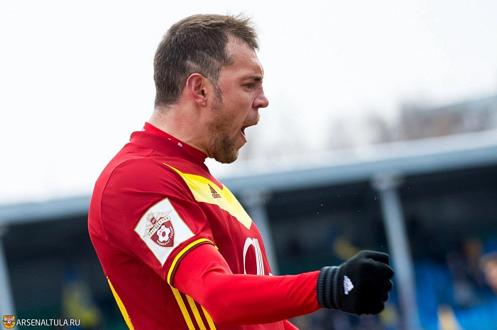 Дзюба стал лучшим бомбардиром в истории российского футбола: как он забивал за «Арсенал»