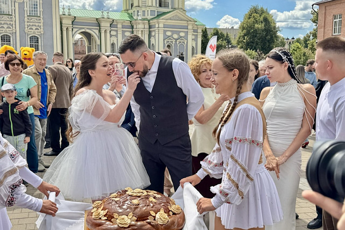 Тула стала свадебной столицей России: более 400 пар сказали друг другу «да»