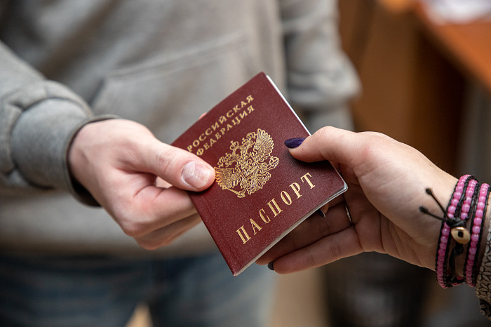 Вечные студенты: в Туле таджик и узбек незаконно сдали 12 экзаменов по русскому языку для «своих» Вечные студенты: в Туле таджик и узбек незаконно сдали 12 экзаменов по русскому языку для «своих»