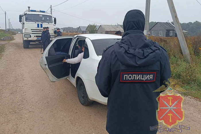 Тульские силовики провели рейды в цыганских частях Косой Горы и Судаково Тульские силовики провели рейды в цыганских частях Косой Горы и Судаково