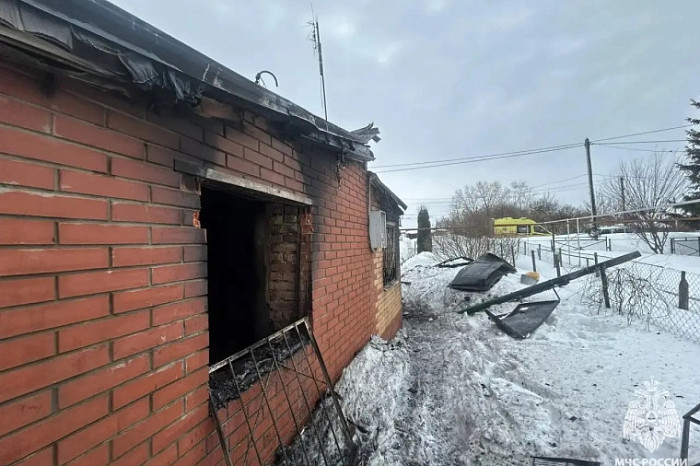 Пожар с 5 погибшими в Плавске: главу администрации оштрафовали за засыпанный снегом гидрант Пожар с 5 погибшими в Плавске: главу администрации оштрафовали за засыпанный снегом гидрант