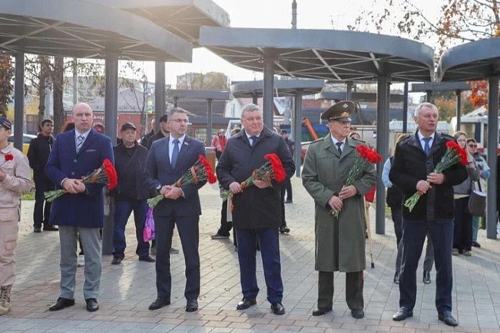 Сквер «Оборонный» открыли в Туле к юбилею обороны города