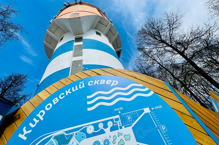 Морской стиль, классные локации, но вытоптанные газоны: тульские родители назвали плюсы и минусы игровых пространств обновленного Кировского сквера