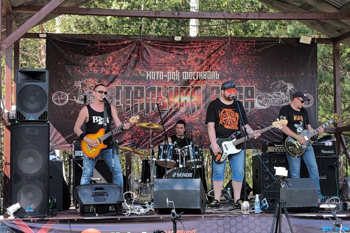 «Человек не боится высоты, человек боится упасть»: как работает промышленный альпинист?