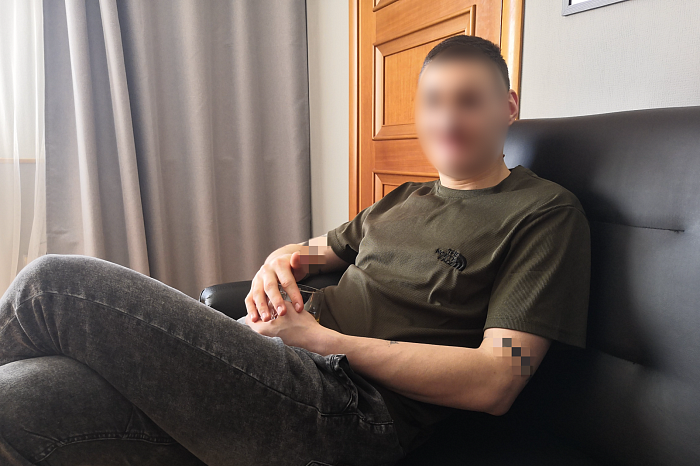 «Посмотрел на подругу и понял, что живу в аду, в куче дерьма. А думаю, что живу в замке»: три истории от тех, кто борется с наркозависимостью