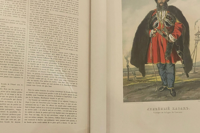 Скульптуры с уникальным характером: фотоэкскурсия по выставке «Народы России. Русская фарфоровая скульптура» тульского филиала Исторического музея