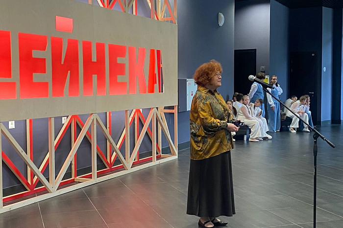 Образы, преисполненные невесомостью: в тульском Фонде искусств открылась выставка работ Александра Дейнеки