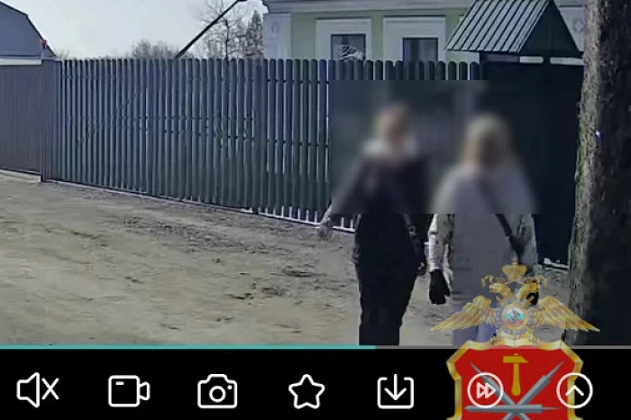 В Туле задержали цыганку за кражу 250 тысяч рублей из чужого дома