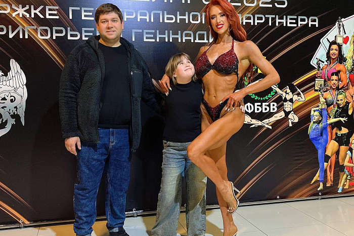 Успеть всё – миссия выполнима! Учитель-бодибилдер из Тулы рассказала, как совместить работу, семью, профессиональный спорт и творчество 