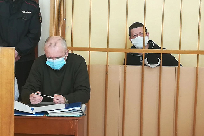 Житель Тульской области намеренно переехал жену на внедорожнике, пострадавшей ампутировали ногу: она защищала супруга на суде, а теперь добивается его выхода из колонии Житель Тульской области намеренно переехал жену на внедорожнике, пострадавшей ампутировали ногу: она защищала супруга на суде, а теперь добивается его выхода из колонии