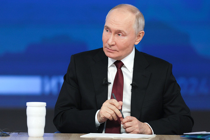 Я буду говорить только с Путиным: как тулякам обратиться к президенту России на «Прямой линии»? Я буду говорить только с Путиным: как тулякам обратиться к президенту России на «Прямой линии»?