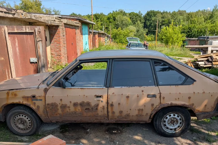 Pontiac LeMans, Mercedes, Ford Mustang: какие люксовые машины продают в Туле Pontiac LeMans, Mercedes, Ford Mustang: какие люксовые машины продают в Туле
