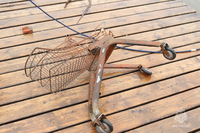 На дне тульских прудов: не только тина, но и авто — что водолазы достают из воды