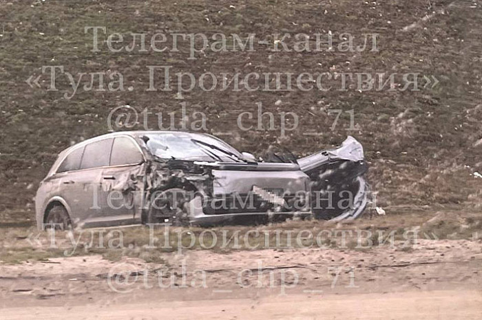 Несколько машин столкнулись на трассе М-2 в Тульской области Несколько машин столкнулись на трассе М-2 в Тульской области