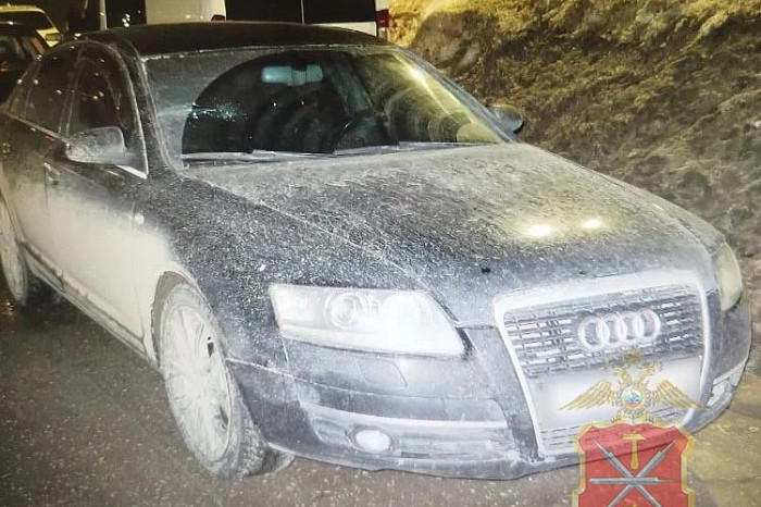 В Туле мужчина угнал у знакомого иномарку Audi A6