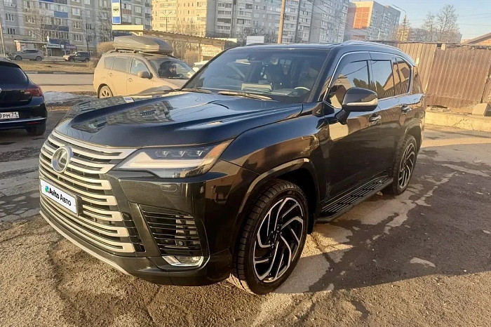 Стоит как три квартиры: в Туле выставили на продажу черный Lexus за 19 млн рублей Стоит как три квартиры: в Туле выставили на продажу черный Lexus за 19 млн рублей