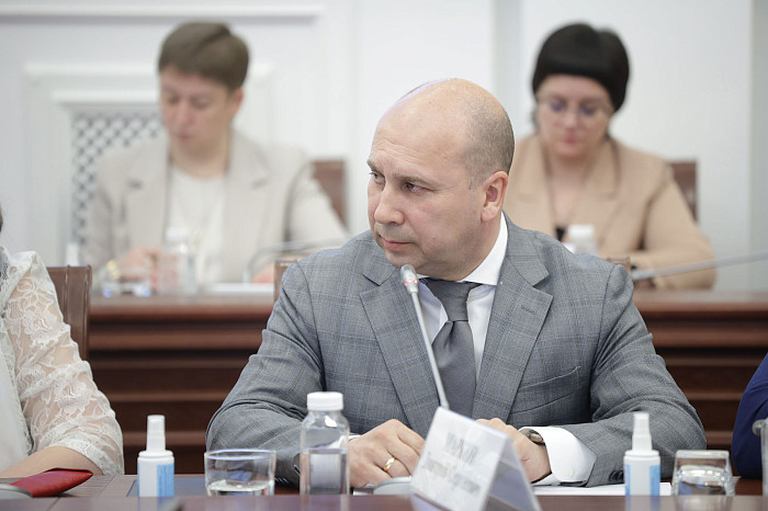 Дмитрий Миляев проконтролировал работу по организации охраны здоровья детей в Тульской области