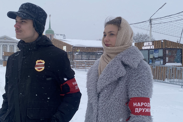«Они же бежали на дежурство как на свидание, потом поженились»: как живут и чем занимаются дружинники в Туле?