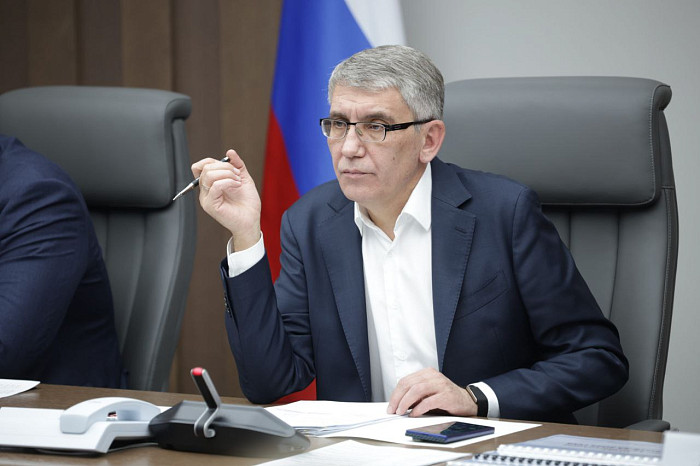 Дмитрий Миляев провел встречи с главами администраций Кимовского, Заокского и Плавского районов Дмитрий Миляев провел встречи с главами администраций Кимовского, Заокского и Плавского районов