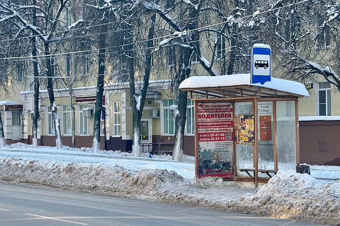 «Автобус длинный, а остановочку очистят вот настолечко»: смотрим, как «откопали» Тулу для пешеходов после снегопадов «Автобус длинный, а остановочку очистят вот настолечко»: смотрим, как «откопали» Тулу для пешеходов после снегопадов