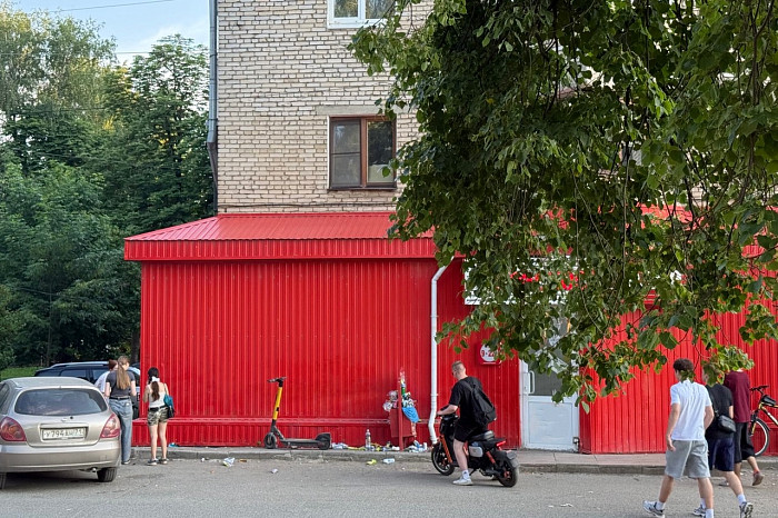 Жители пятиэтажки в Туле «запретили» продавать пиво в алкоточке: как им это удалось? Жители пятиэтажки в Туле «запретили» продавать пиво в алкоточке: как им это удалось?