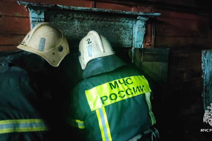 При пожаре в Алексине погиб 57-летний мужчина