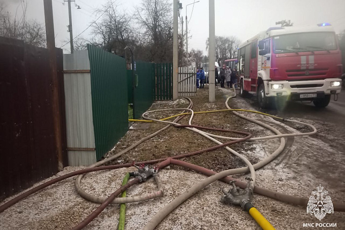 На пожаре в тульском селе Маслово спасены 12 человек На пожаре в тульском селе Маслово спасены 12 человек