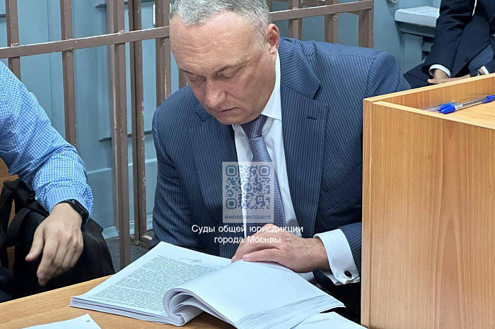 Готовил убийство по найму, имел связи с авторитетами, просился на СВО, сидит в «Кремлевском централе»: что известно о деле бывшего тульского сенатора Савельева