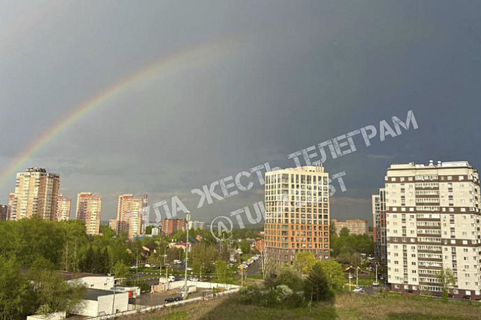 Радуга в небе и крупный град: туляки делятся в соцсетях последствиями первой апрельской грозы