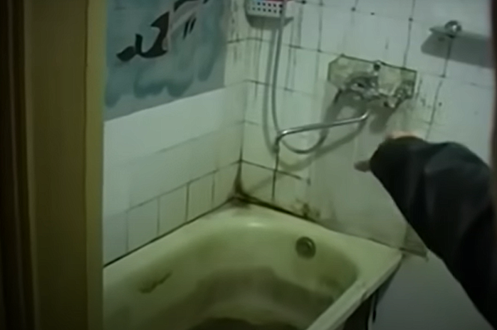 Страшная дата в истории Тулы: 1 августа 2011 года в квартире на улице Кутузова нашли тела пяти человек, забитых молотком Страшная дата в истории Тулы: 1 августа 2011 года в квартире на улице Кутузова нашли тела пяти человек, забитых молотком