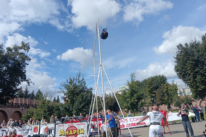 Дмитрий Миляев посетил праздничные площадки в Туле в День города и Тульской области Дмитрий Миляев посетил праздничные площадки в Туле в День города и Тульской области