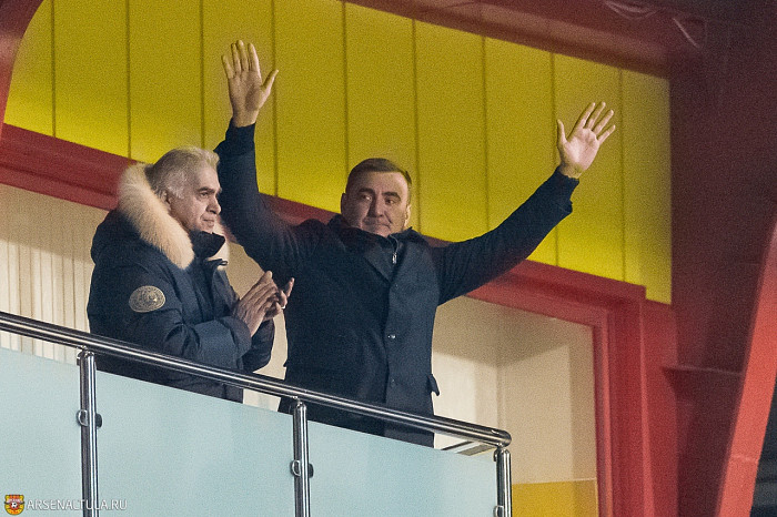 Дзюба стал лучшим бомбардиром в истории российского футбола: как он забивал за «Арсенал»