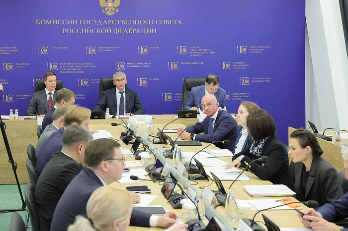 Дмитрий Миляев провел заседание рабочей группы по подготовке материалов к Совету при Президенте РФ по спорту