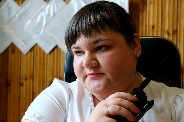 Голос, ведущий тысячи людей: как работает диктор железнодорожного вокзала Голос, ведущий тысячи людей: как работает диктор железнодорожного вокзала