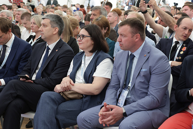 Наша задача - привить любовь к спорту: Дмитрий Миляев встретился с учителями физкультуры со всей России Наша задача - привить любовь к спорту: Дмитрий Миляев встретился с учителями физкультуры со всей России