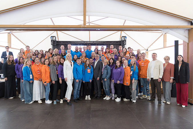 Глава Тульской области встретился с молодыми госслужащими Глава Тульской области встретился с молодыми госслужащими