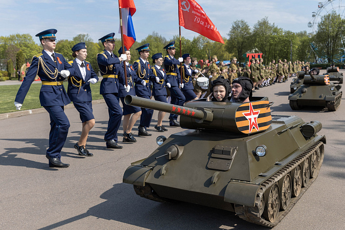 Первый парад дошкольников прошел в Туле в преддверии Дня Победы