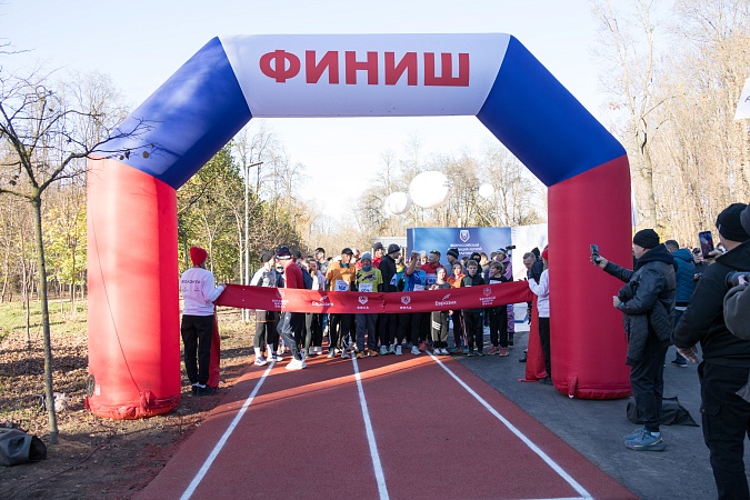 Дмитрий Миляев принял участие в открытии круглогодичного бегового центра ВФЛА в Туле Дмитрий Миляев принял участие в открытии круглогодичного бегового центра ВФЛА в Туле