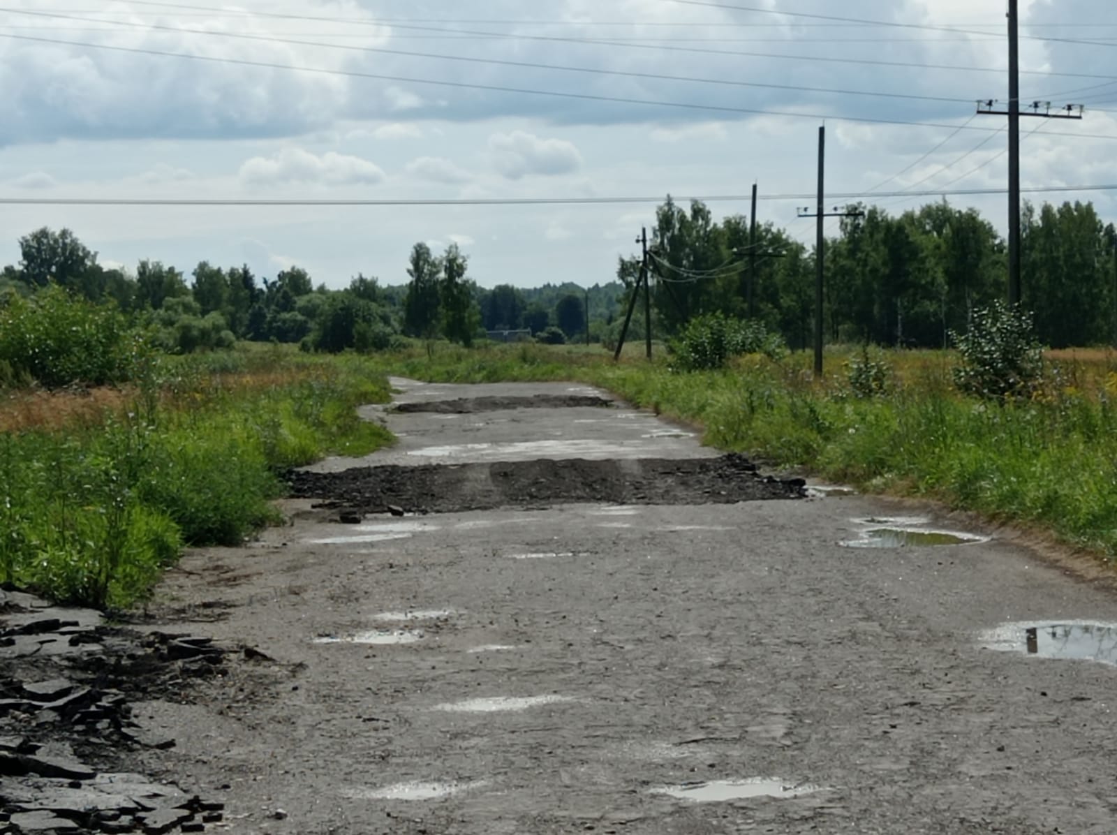 На фотографии: дорога после ремонта